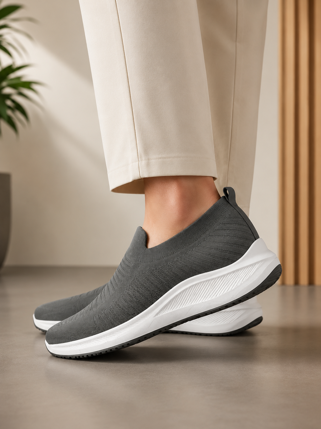 Men's Lightweight Slip-On Walking Shoes – Grey
